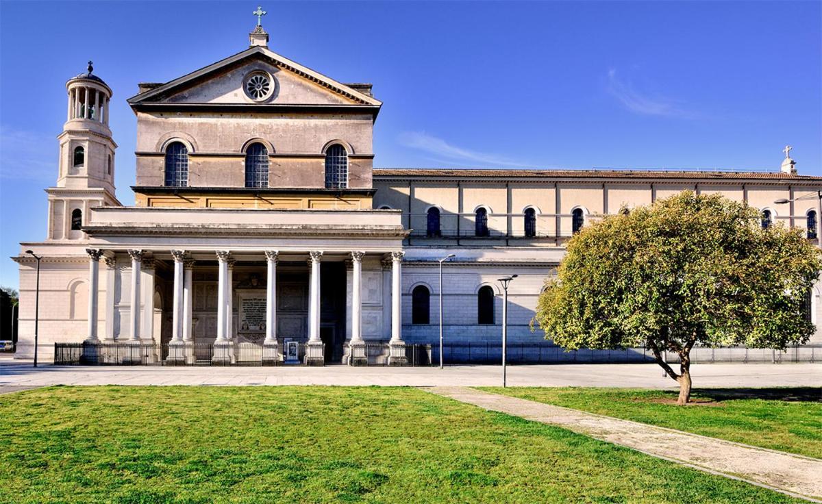 La Casa Alla Basilica Rome Exterior photo